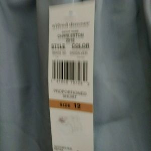 Alfred Dunner Classic fit Woman's pants.